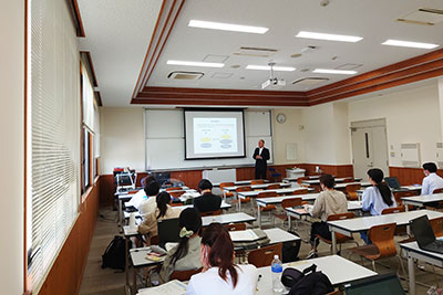 大阪国税局による講演会