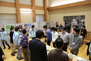 （写真）懇親会の様子