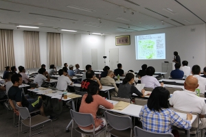 （写真）2016年6月26日，サイエンスカフェRRM，講義風景