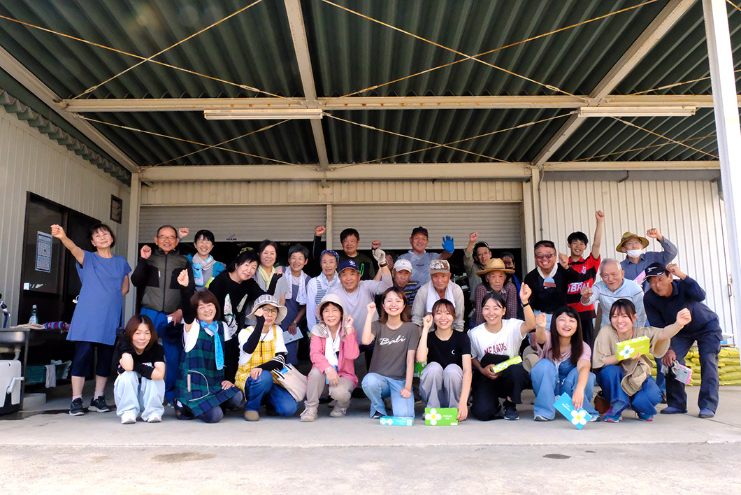 地域イベント終了時の集合写真