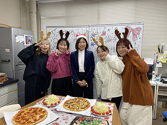 2024年12月 卒論発表会&クリスマスランチ会②